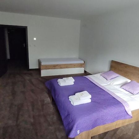 Gol Centrum Resort Sabinov Eksteriør bilde
